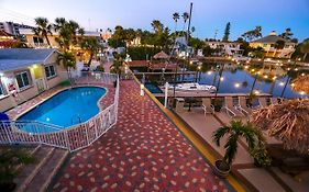 Bay Palms Waterfront Resort - Hotel And Marina